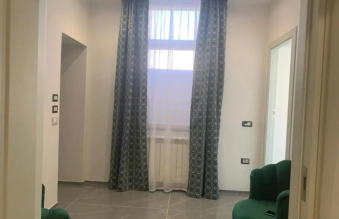 Aurora Luxury Rooms Affittacamere-1